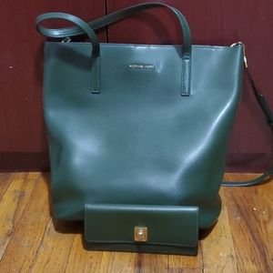 Michael Kors Bag & Wallet
